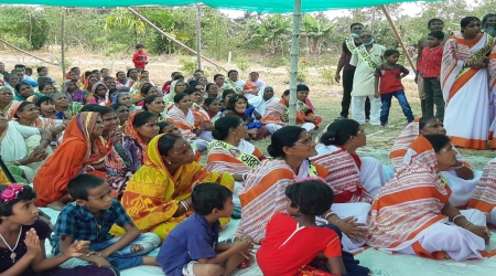 Sarees and Dhoties Distribution - Dwarik Nagar - Sundarbans - Bharat Sevashram Sangha - April 3, 2022