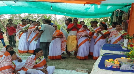 Sarees and Dhoties Distribution - Dwarik Nagar - Sundarbans - Bharat Sevashram Sangha - April 3, 2022