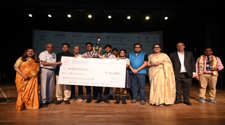 Ideal Public School achieved 1st Runner-Up Trophy along with ₹30,000/- prize money