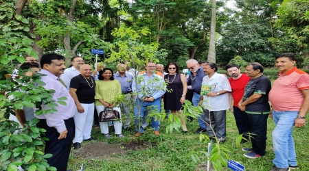 US Delegation visit at Lions Safari Park - 9 May 2022