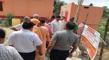 Sarees and Dhoties Distribution - Dwarik Nagar - Sundarbans - Bharat Sevashram Sangha - April 3, 2022